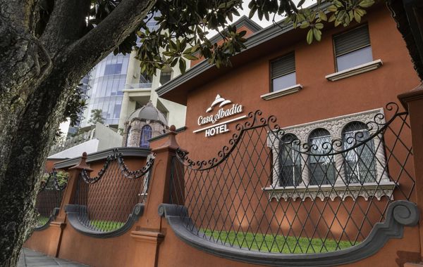 Hotel Boutique Abad - Hoteles con alberca en Guadalajara, Jalisco