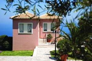 Alojamiento - Mira Resort