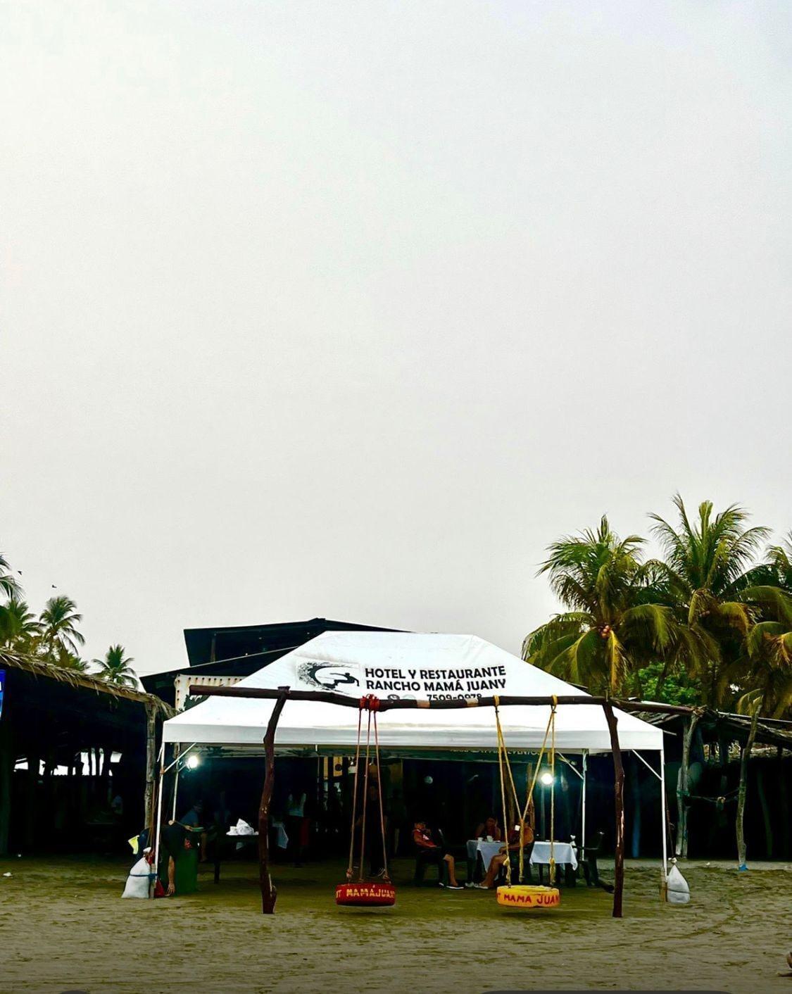 Playa Rancho Mama Juany