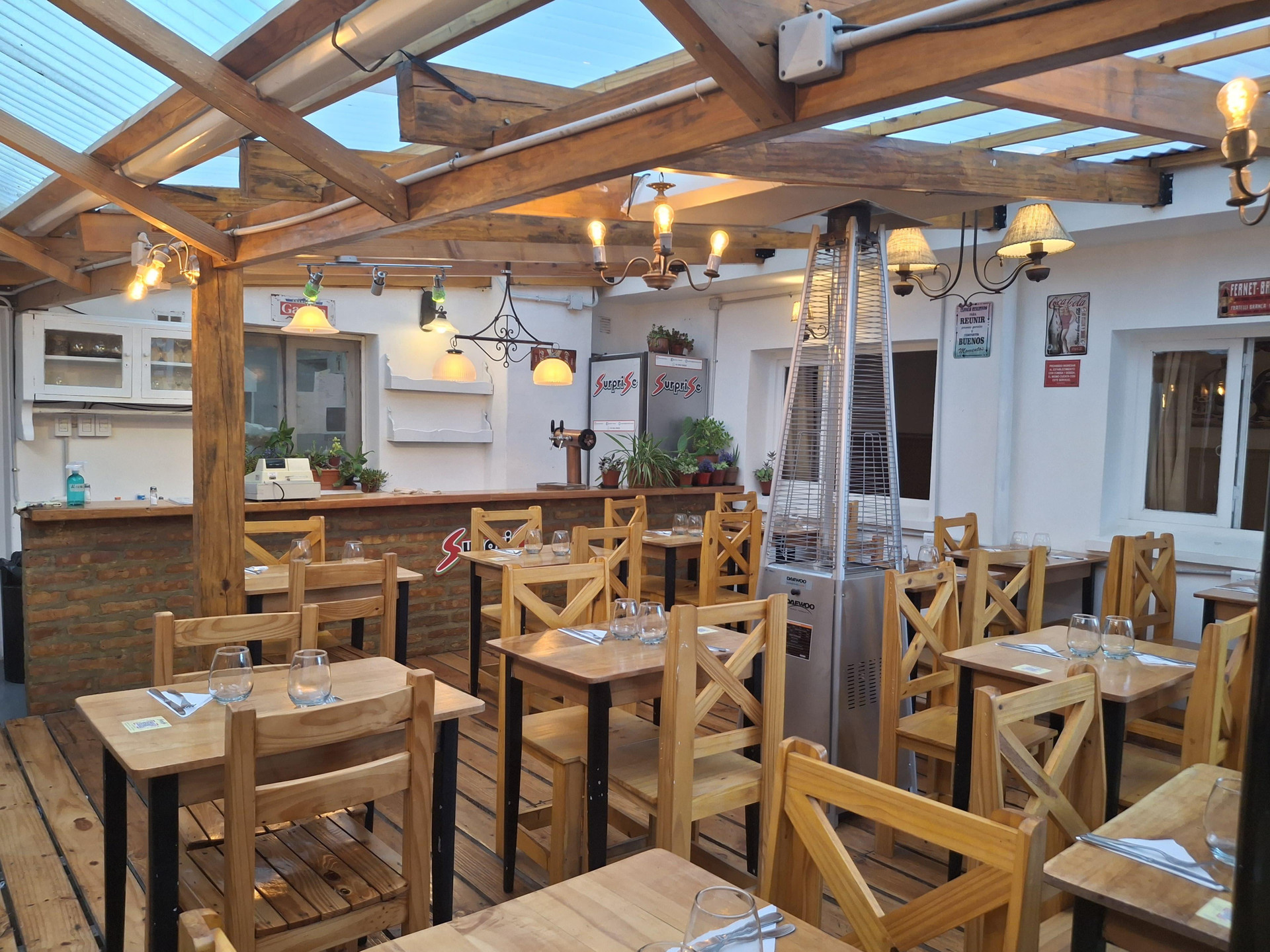 Restaurant SURPRISE TURISMO