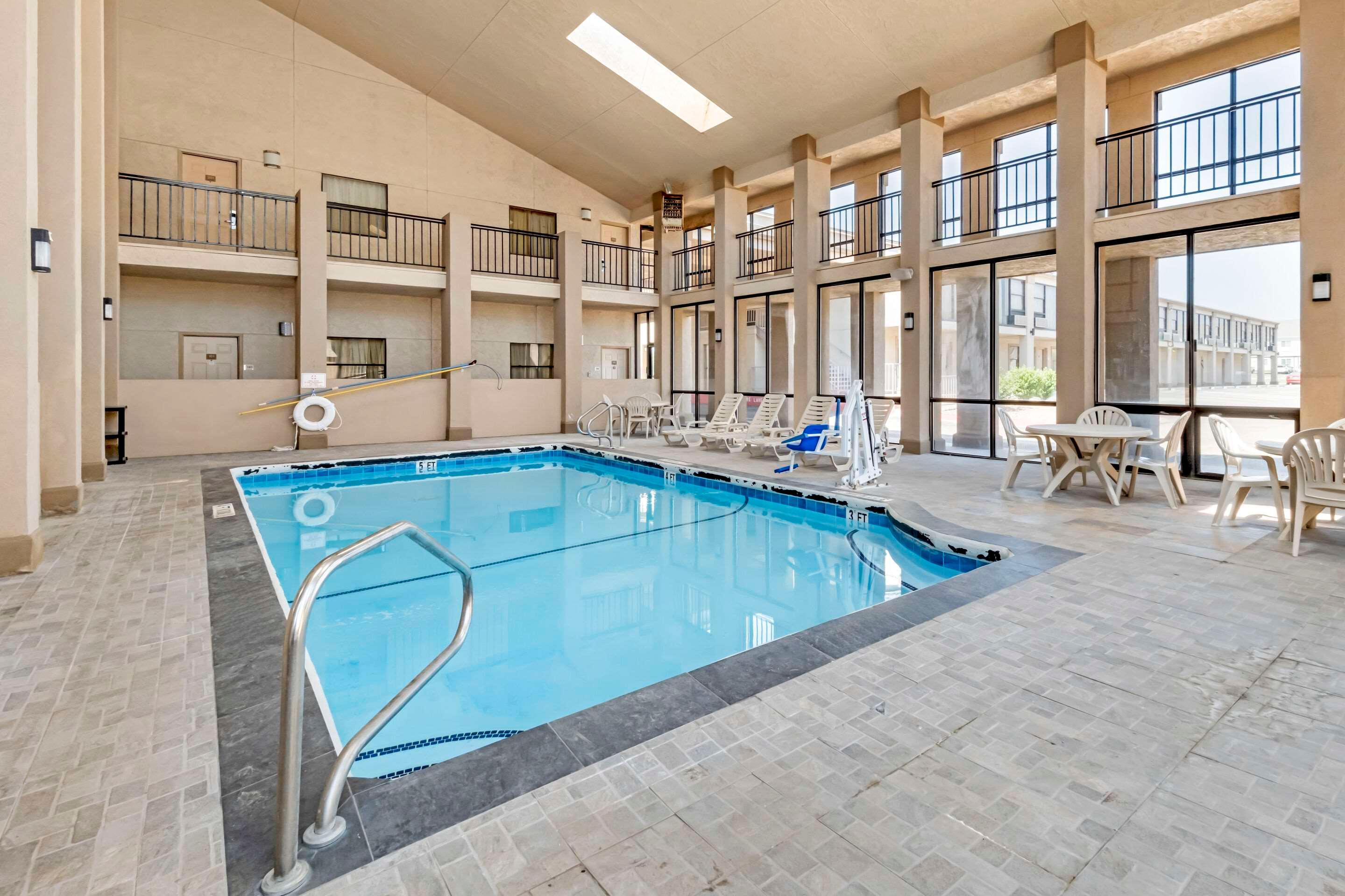 Vista Piscina Quality Inn Amarillo