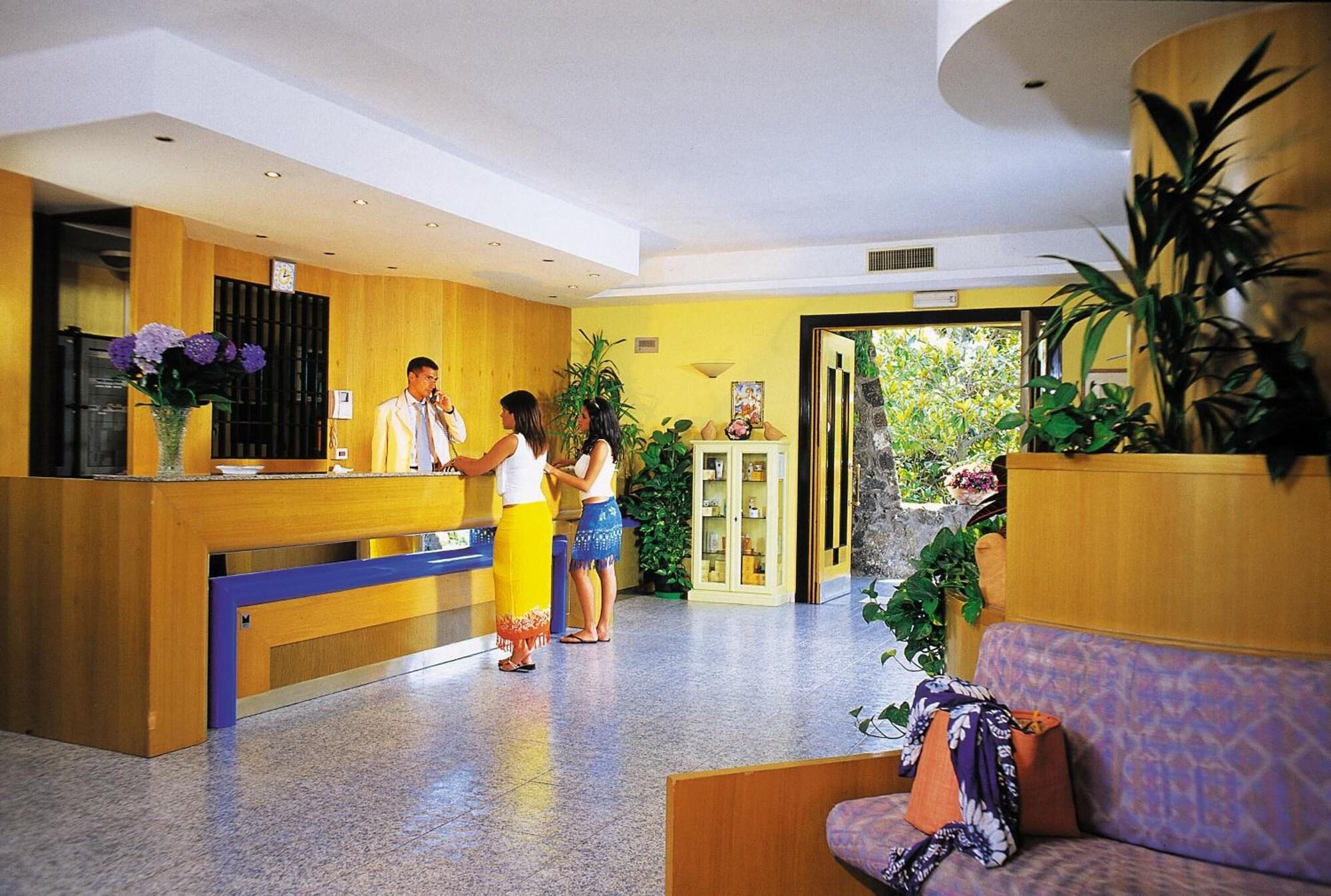 Vista Lobby Hotel San Giovanni Terme