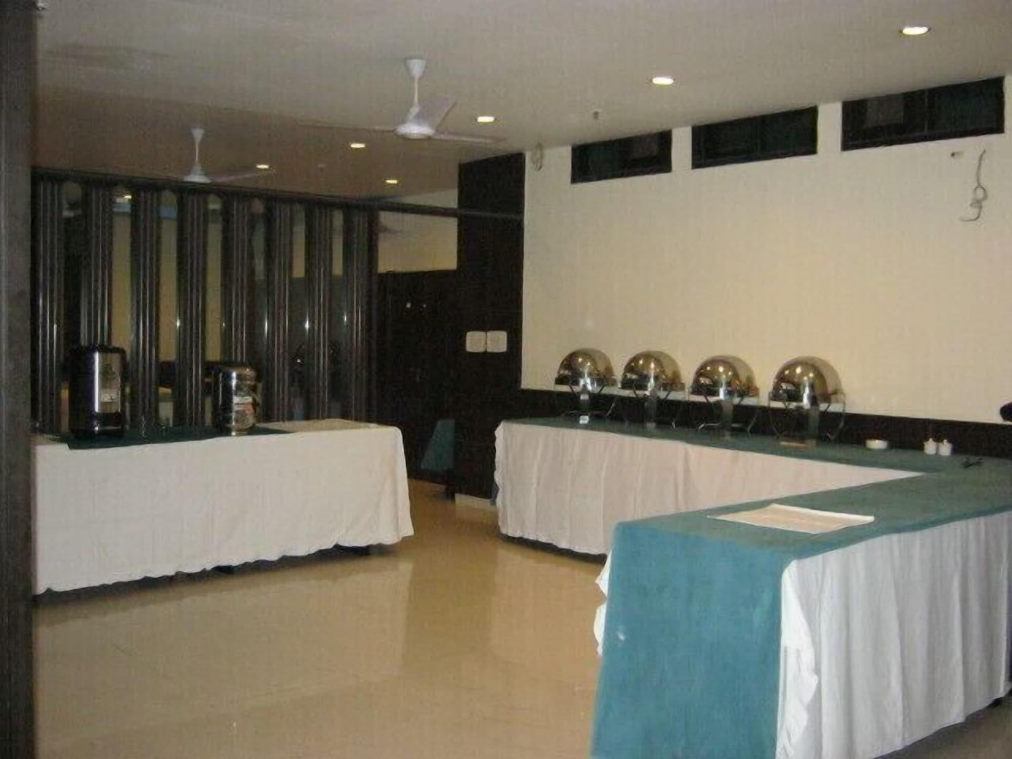 Restaurant Hotel Meridian Plaza