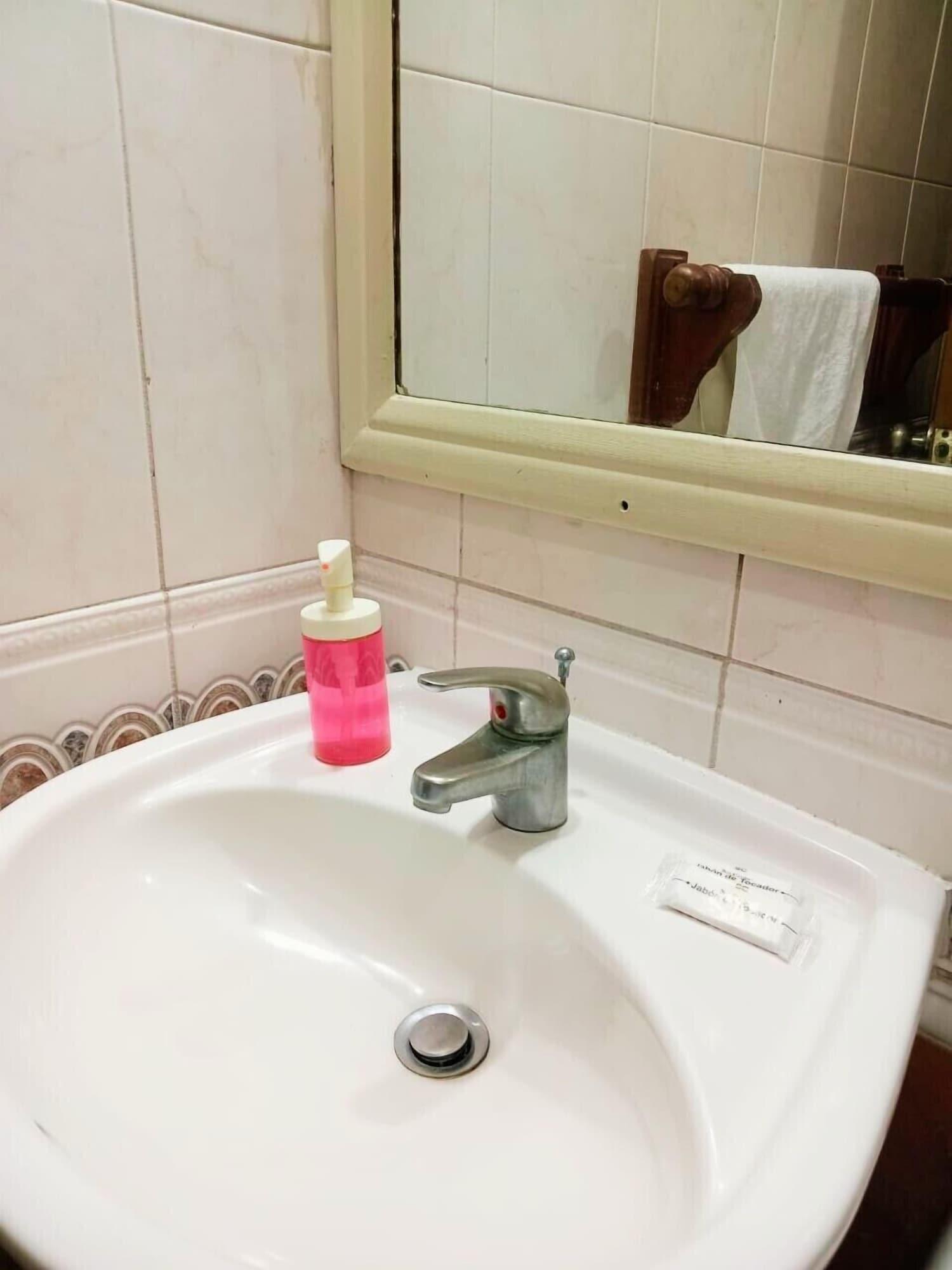 Equipamiento de Habitación Hotel Plaza Kavia