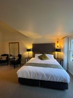 Alojamiento - Stillwater at Broughton Hall. Jindivick. Fireside lake views. Tranquil getaway.