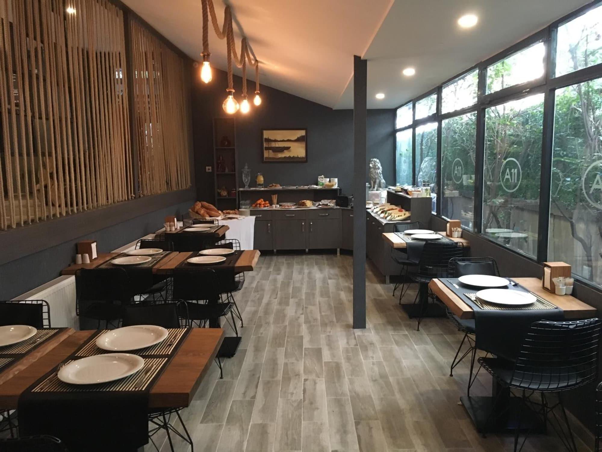 Restaurant A11 Hotel