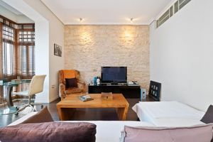 Alquiler Temporario - Centric apartment for 2 people, WIFI, AACC, Alicante, Bennecke Bailen