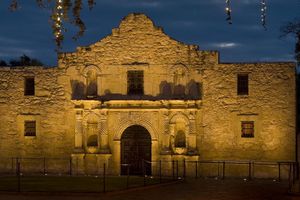 Alojamiento - Holiday Inn Express San Antonio-Airport, an IHG Hotel