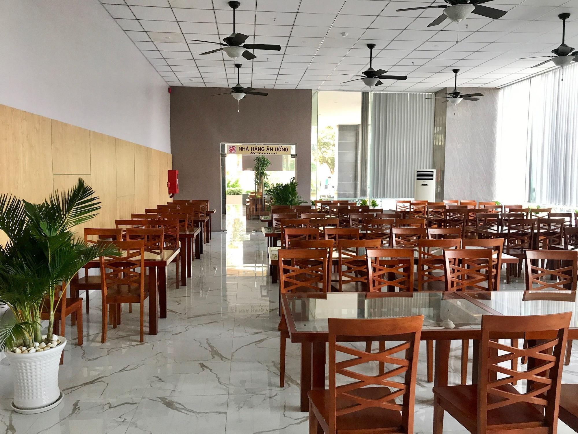Restaurant Premium Beach Hotels & Apartments