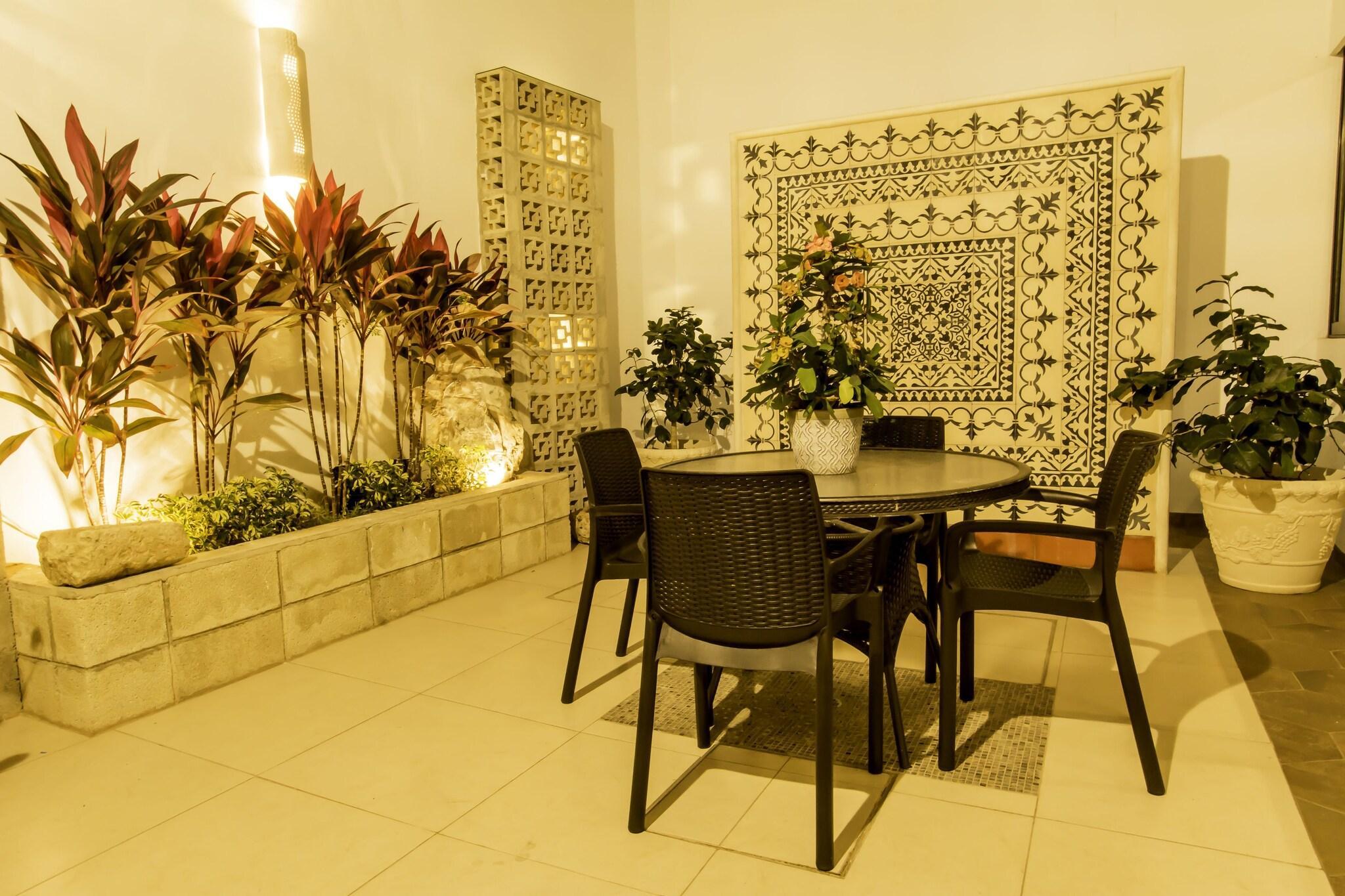 Vista Lobby Hotel María Jose