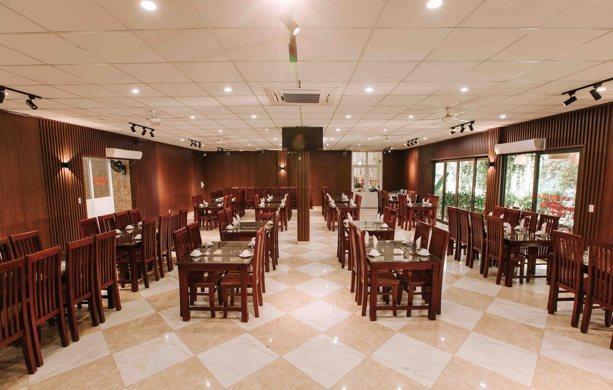 Restaurant Golden Coto Hotel