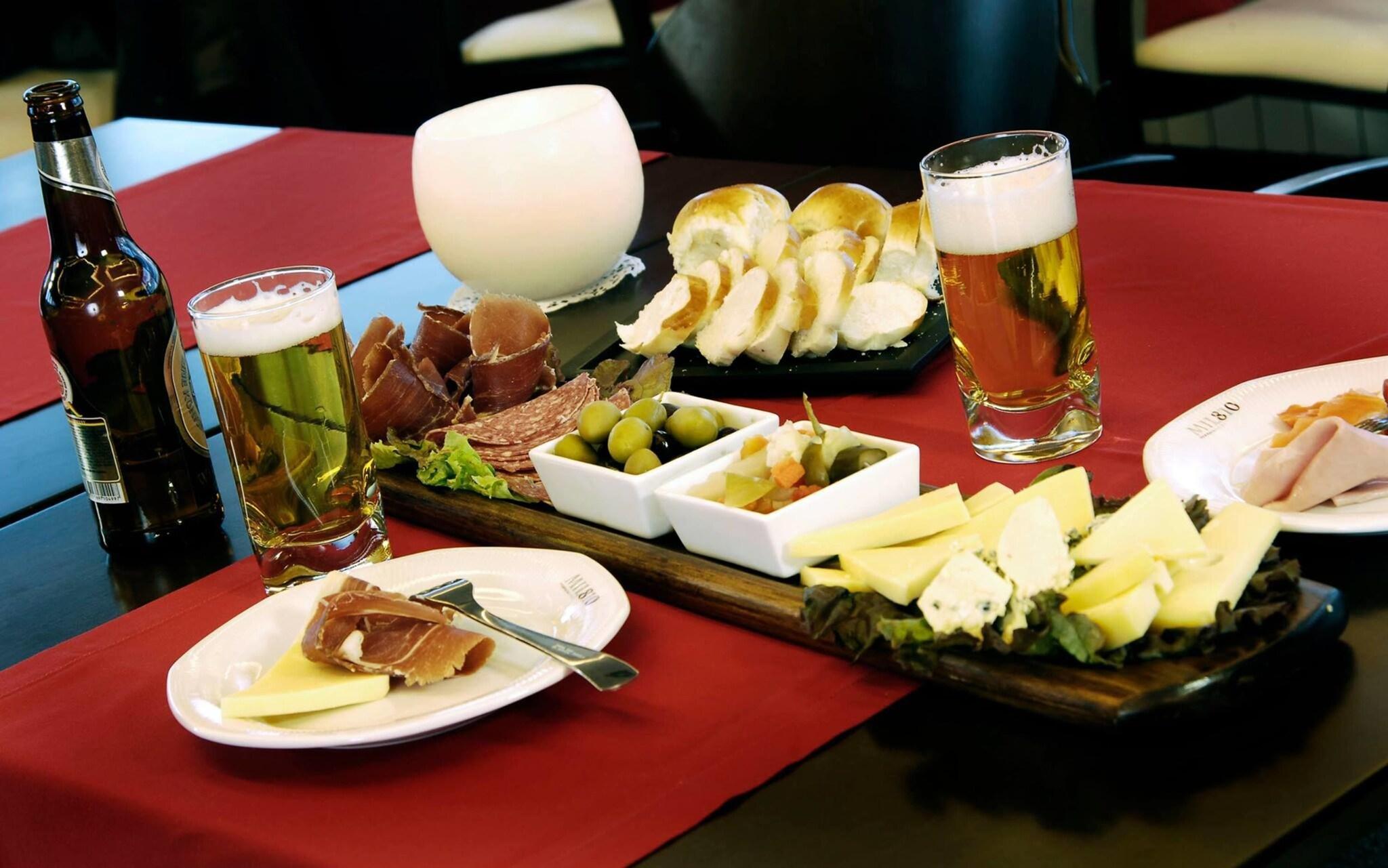 Restaurant Hotel Mil 810