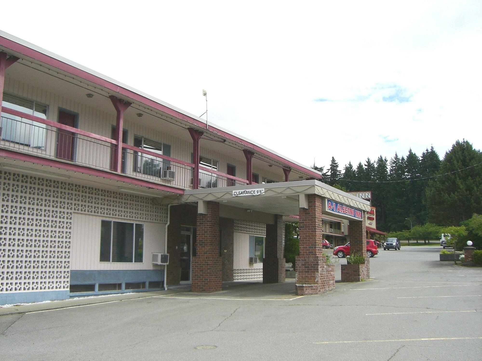Vista Exterior Alberni Inn