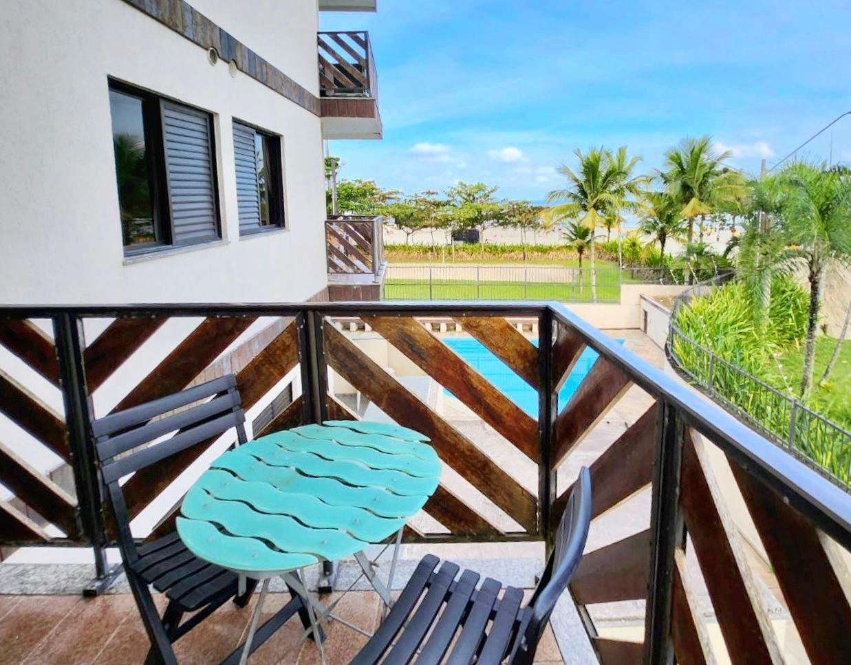 Vista Piscina Pé na Areia com Garagem e S de Praia