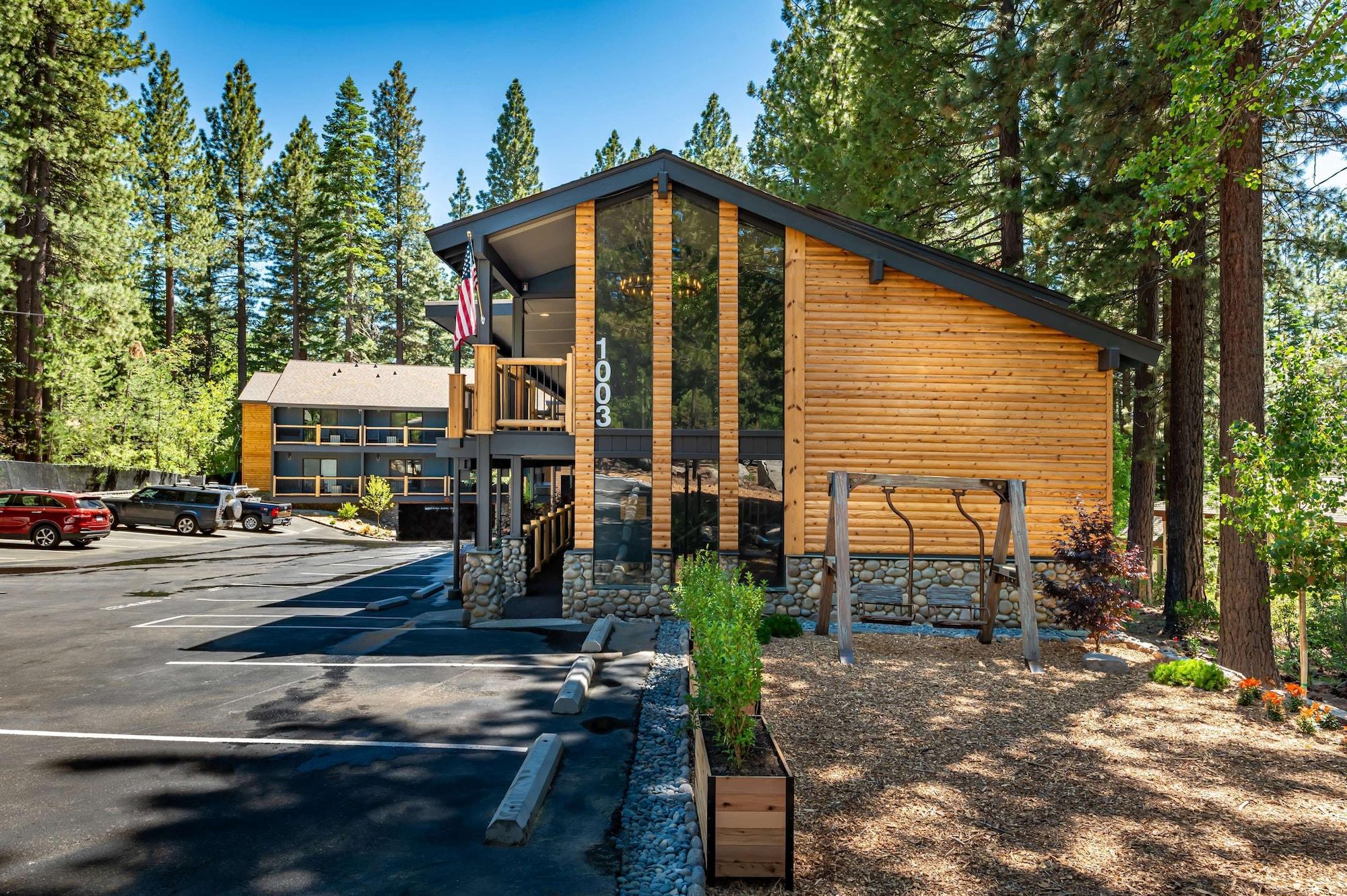 Vista Exterior The Incline Lodge