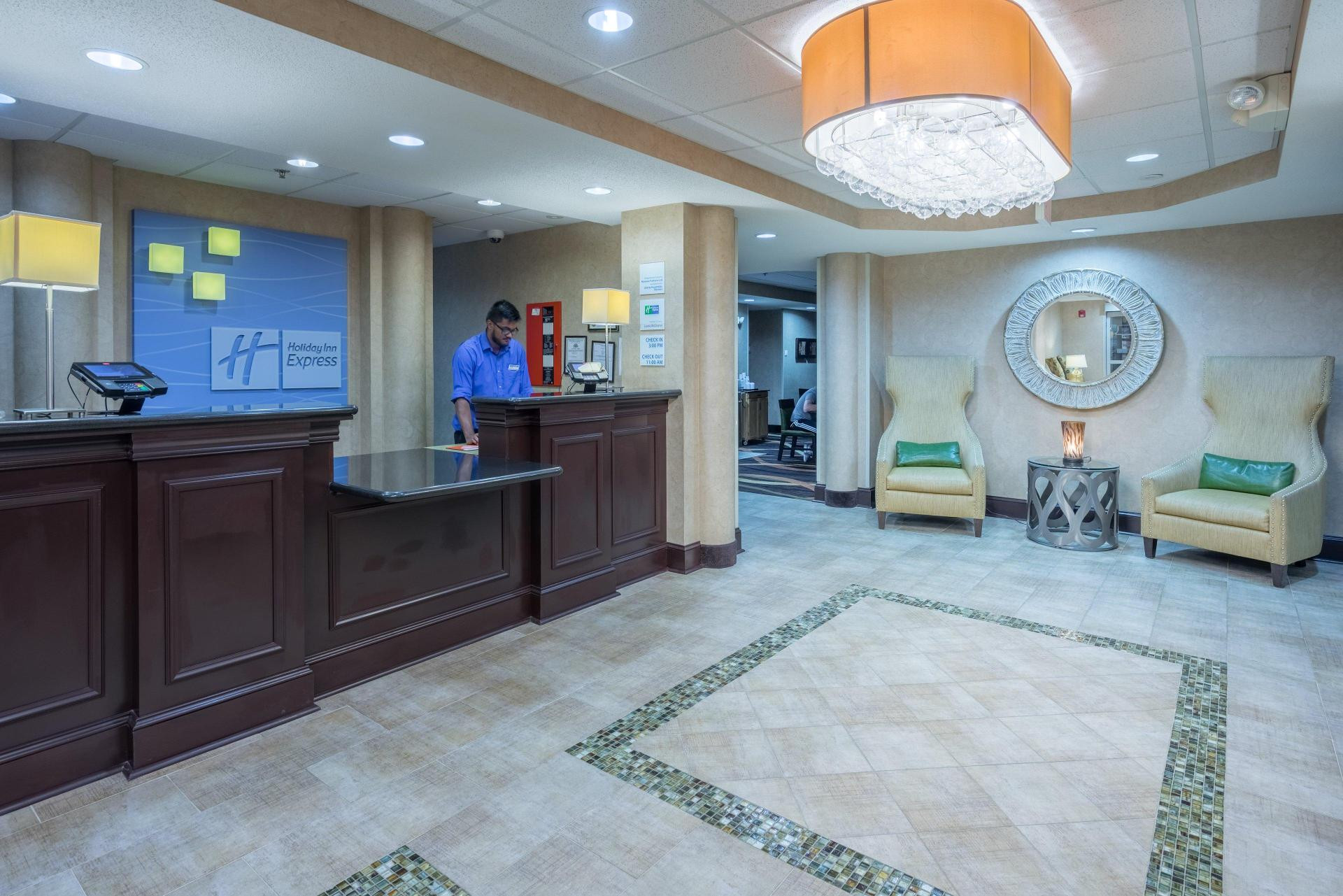 Vista Lobby Holiday Inn Express Hanover by IHG