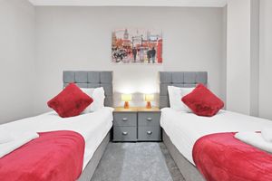 Alquiler Vacacional - Crown Place 2 & 3 Bedroom Luxury Apts