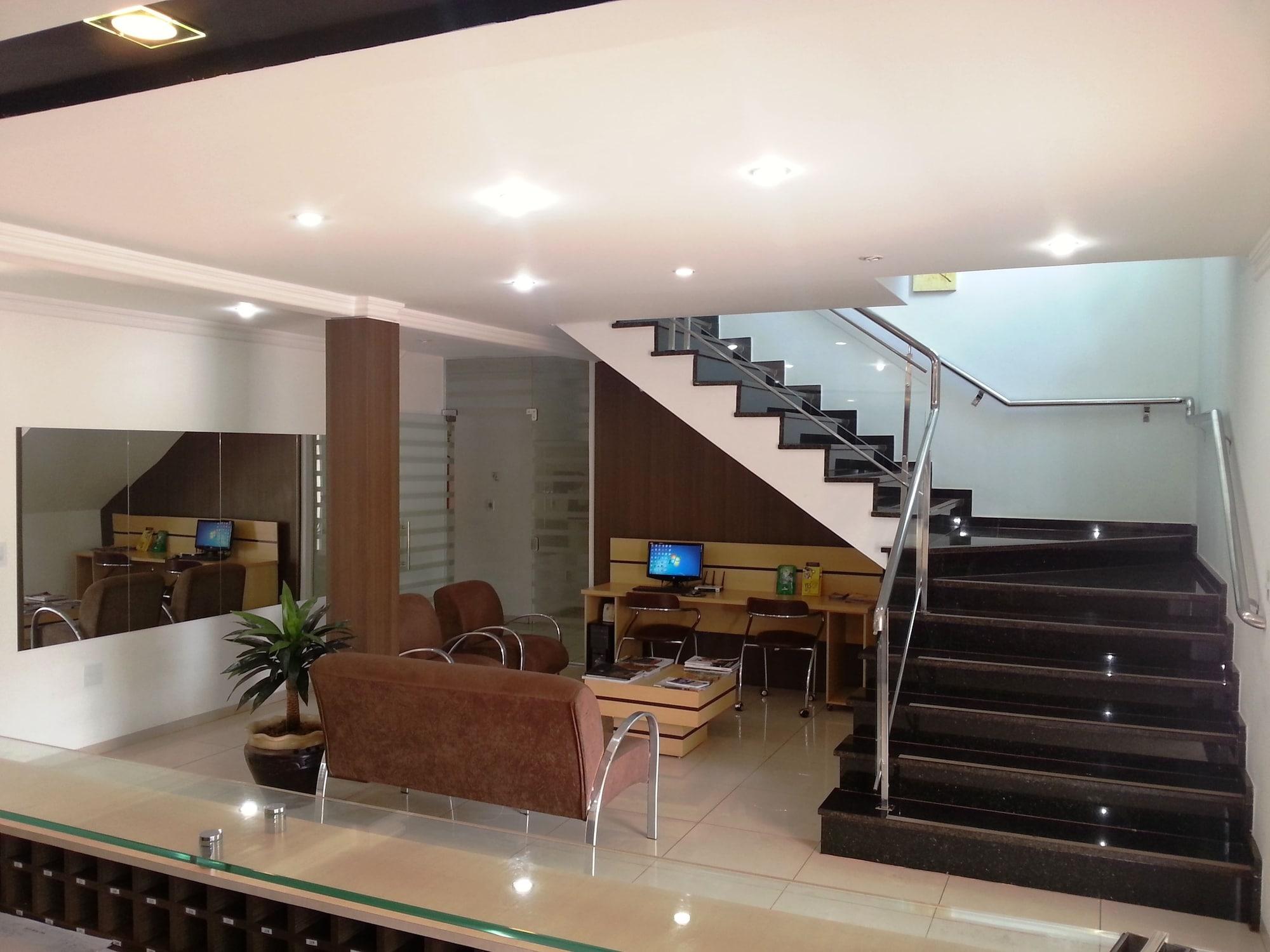 Vista Lobby Ellus Hotel