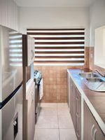 Alquiler Vacacional - Beach 7 min away! 3 BR, 2 BA, parking, kitchen, office, hot water showers.