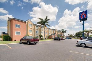 Alojamiento - Motel 6 McAllen, TX - East