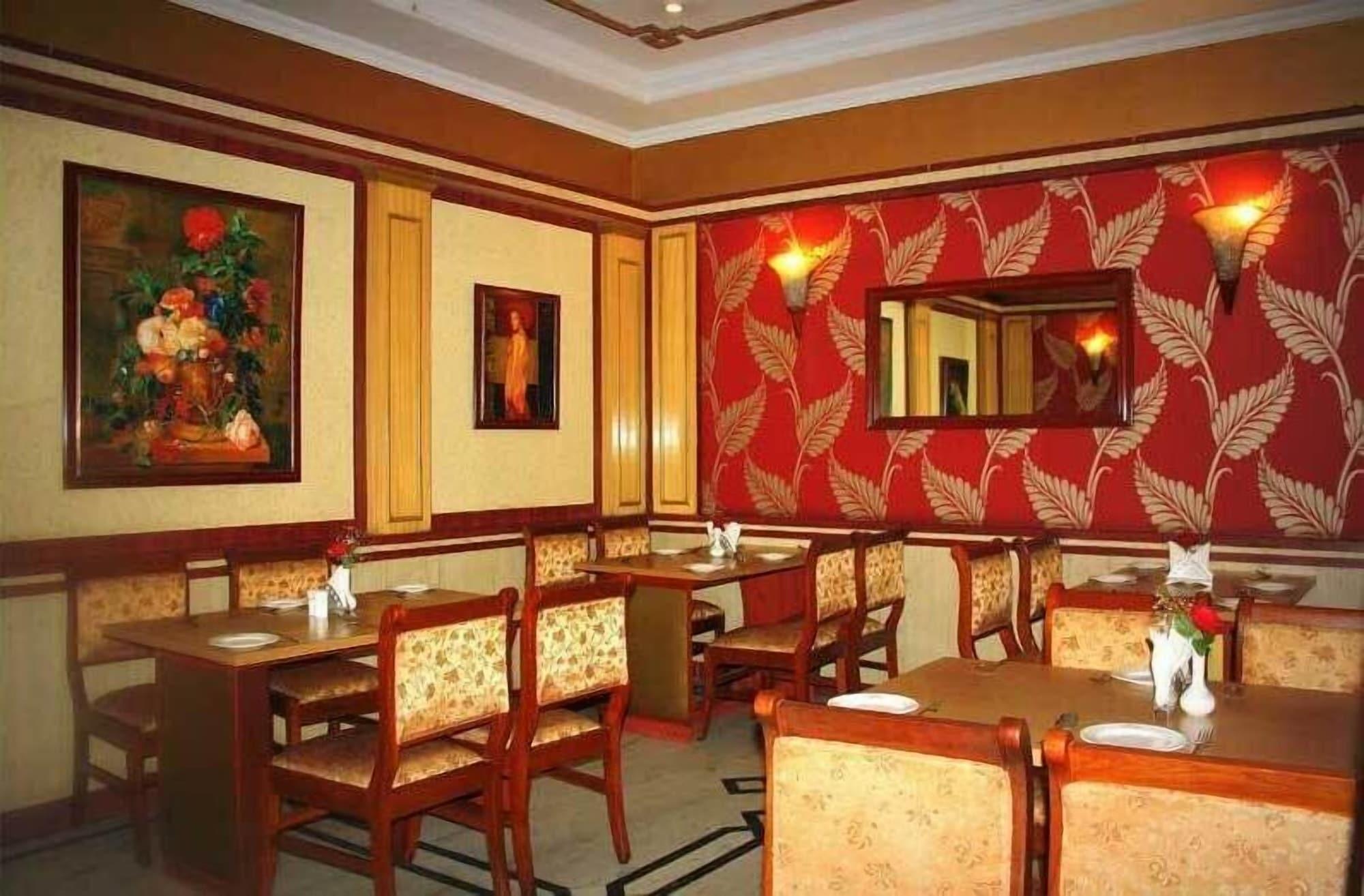 Restaurant Pallavi International Hotel