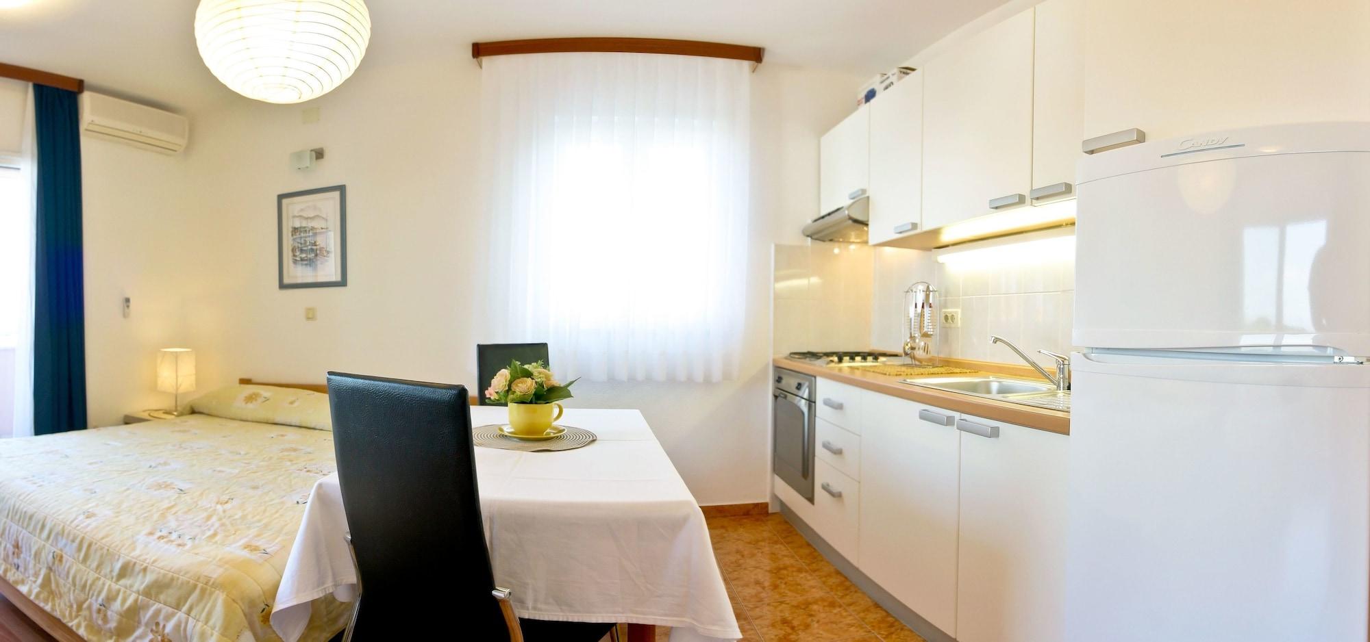 Habitación Villa Midea