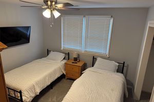 Alquiler Vacacional - 3-bedroom home away from home in fabulous Chesapeake, Virginia.