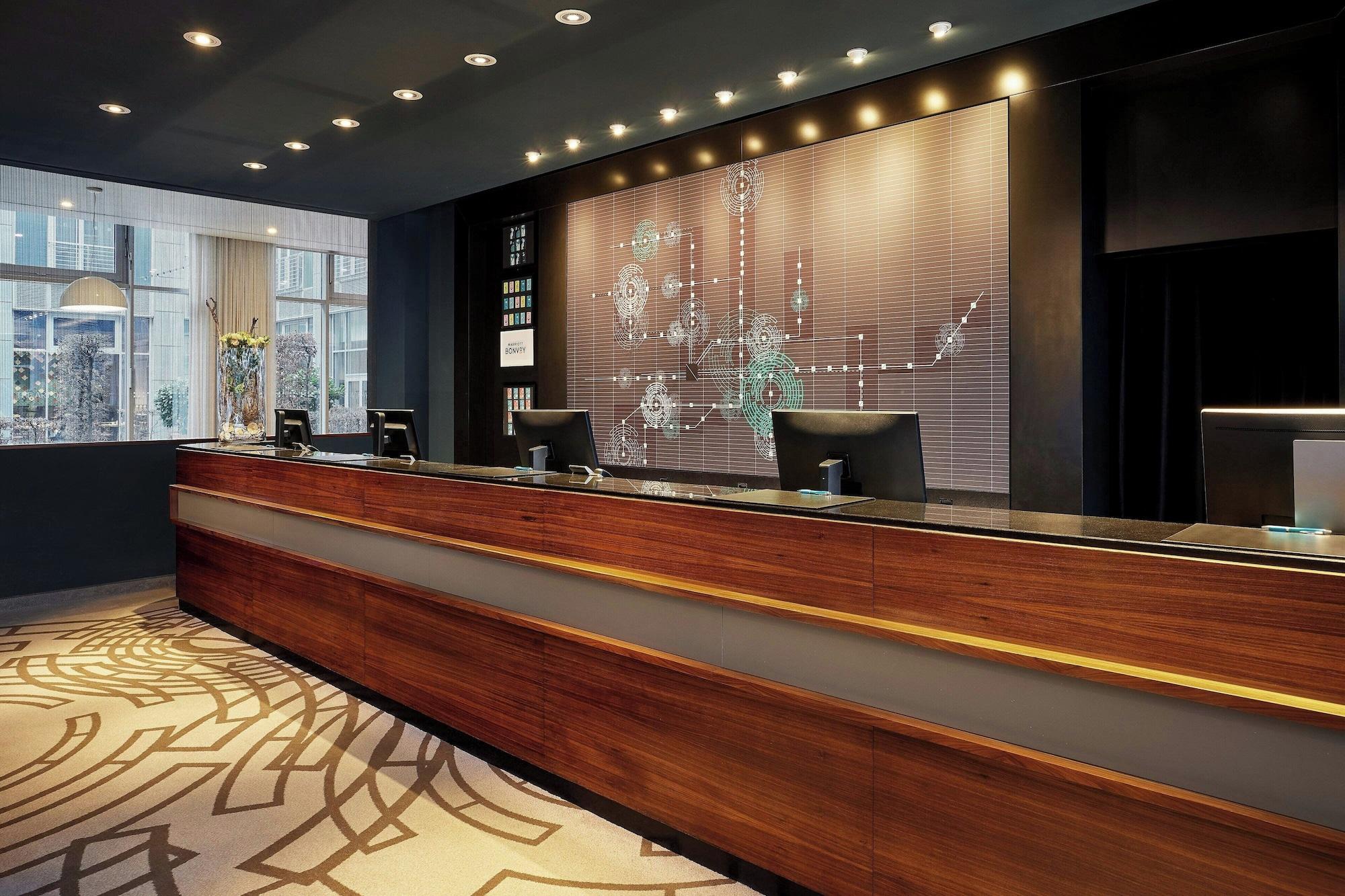 Vista Lobby Le Méridien München