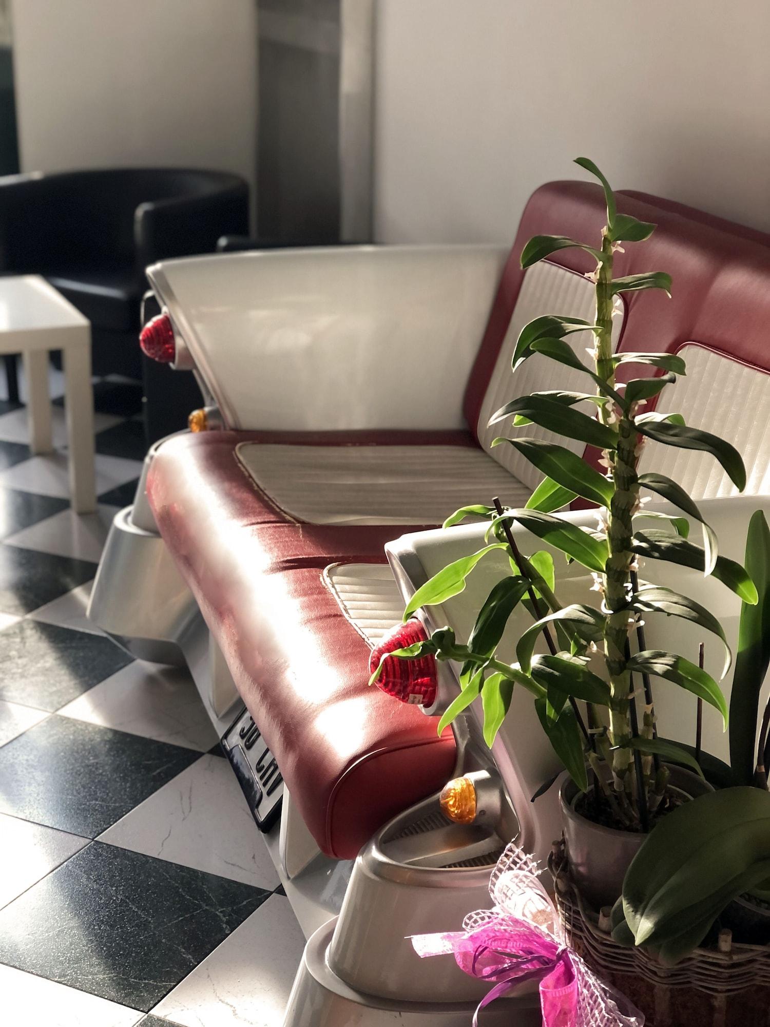 Vista Lobby Albergo Moderno