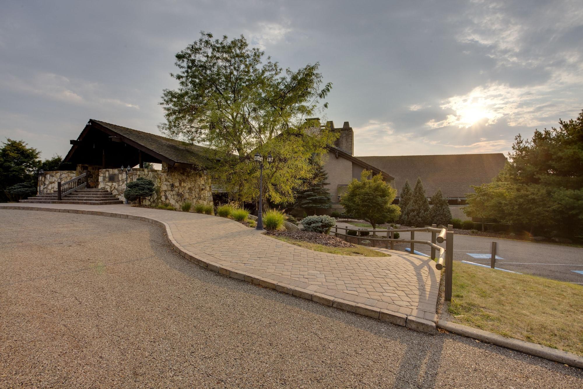 Vista Exterior Salt Fork Lodge and Conference Center