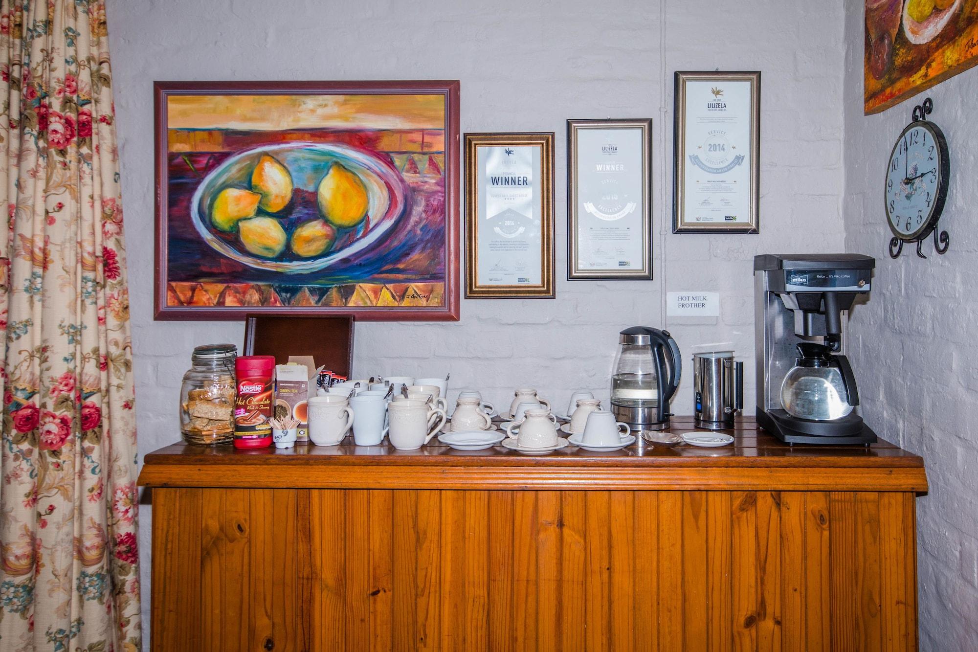 Bar/Salón Forest Hall Guest House