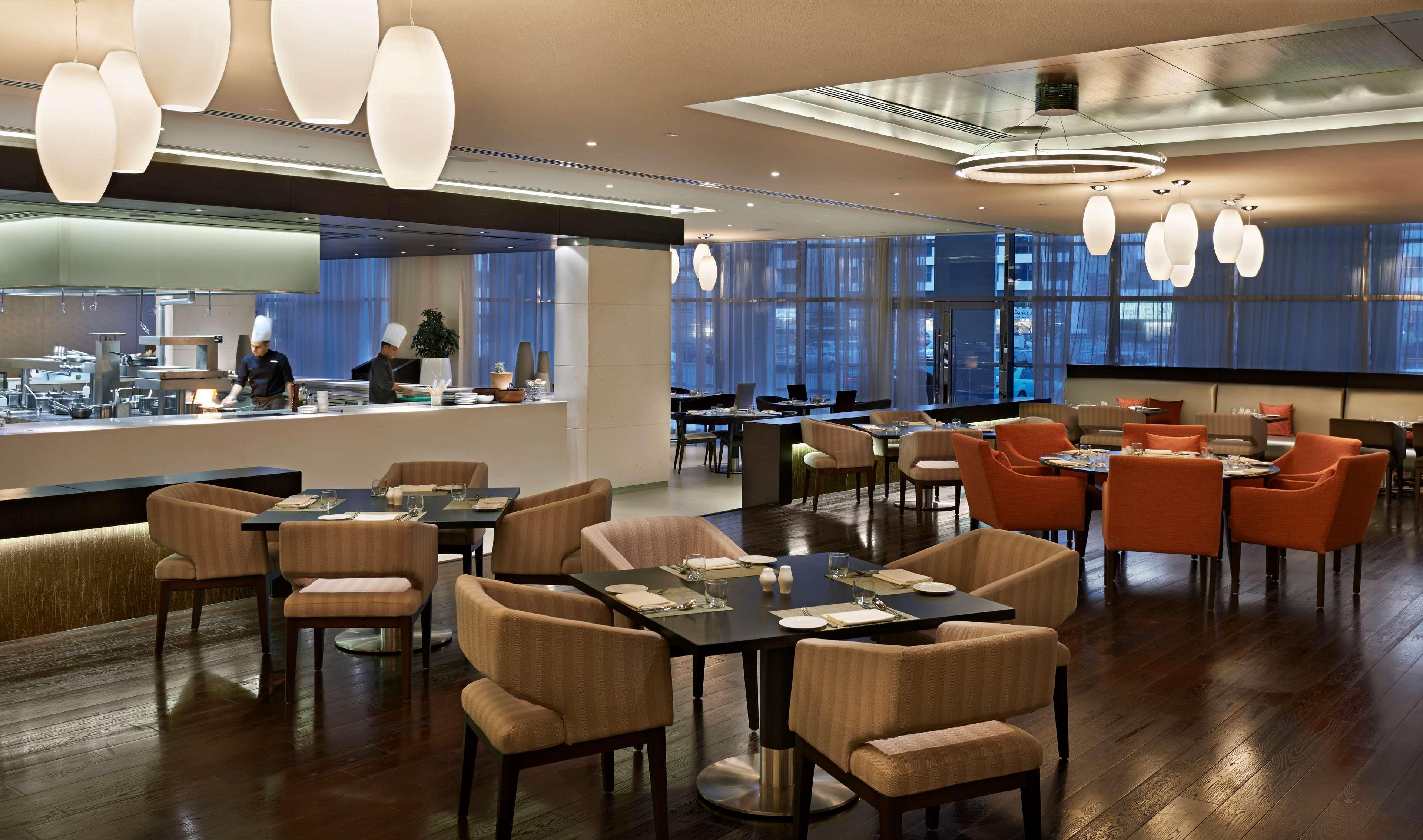 Restaurant Hyatt Place Dubai Al Rigga Residences