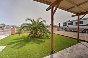 Alquiler Vacacional - Updated Family Home - 2 Blocks to Colorado River!