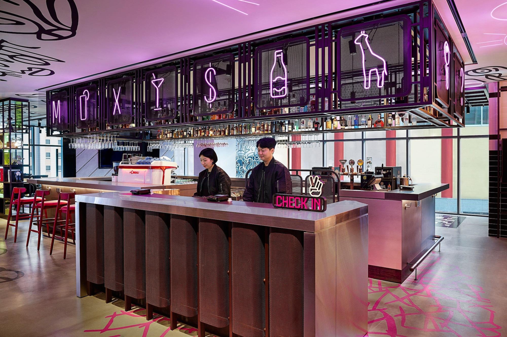 Restaurant Moxy Seoul Myeongdong
