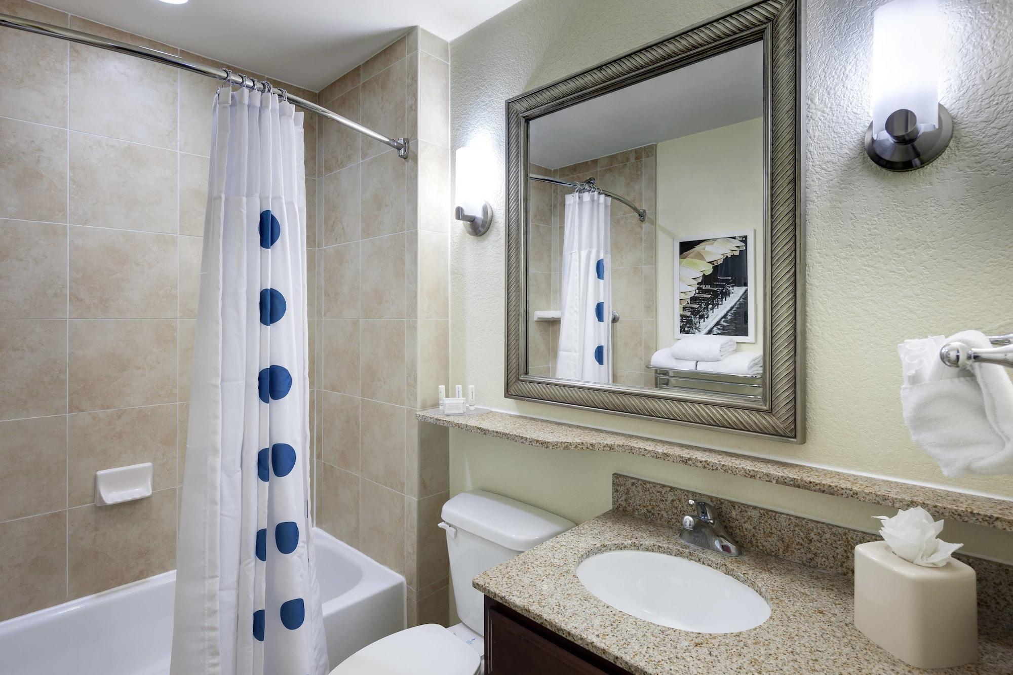Suite TownePlace Suites by Marriott San Antonio Airport
