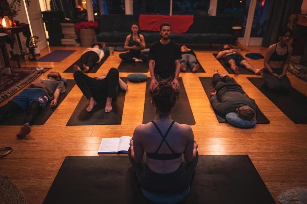 Gimnasio Ora Retreat