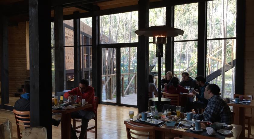 Restaurant Tripanko Lodge & Bungalows