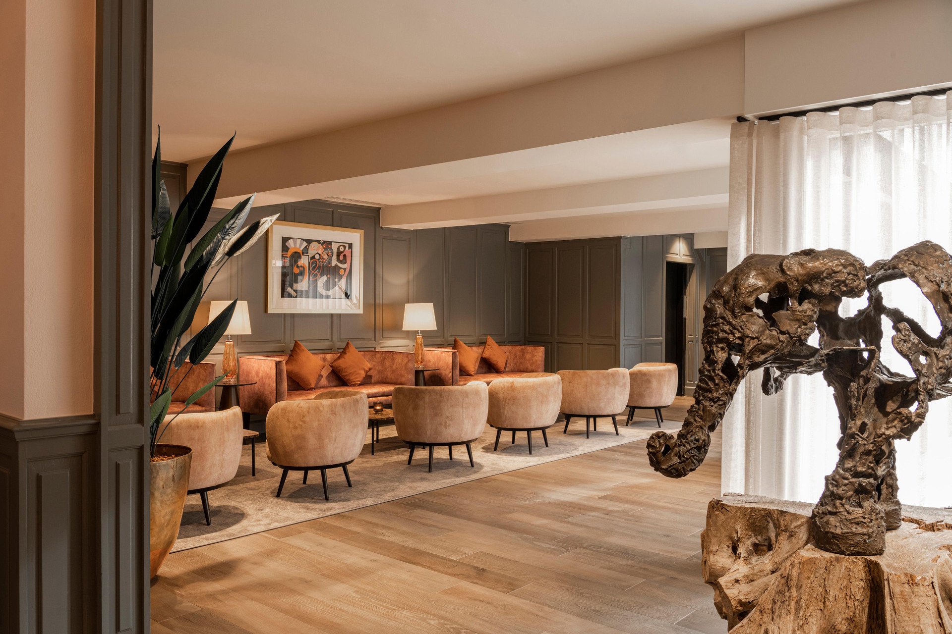 Vista Lobby Dukes’ Academie – by Dukes’ Hotel Collection