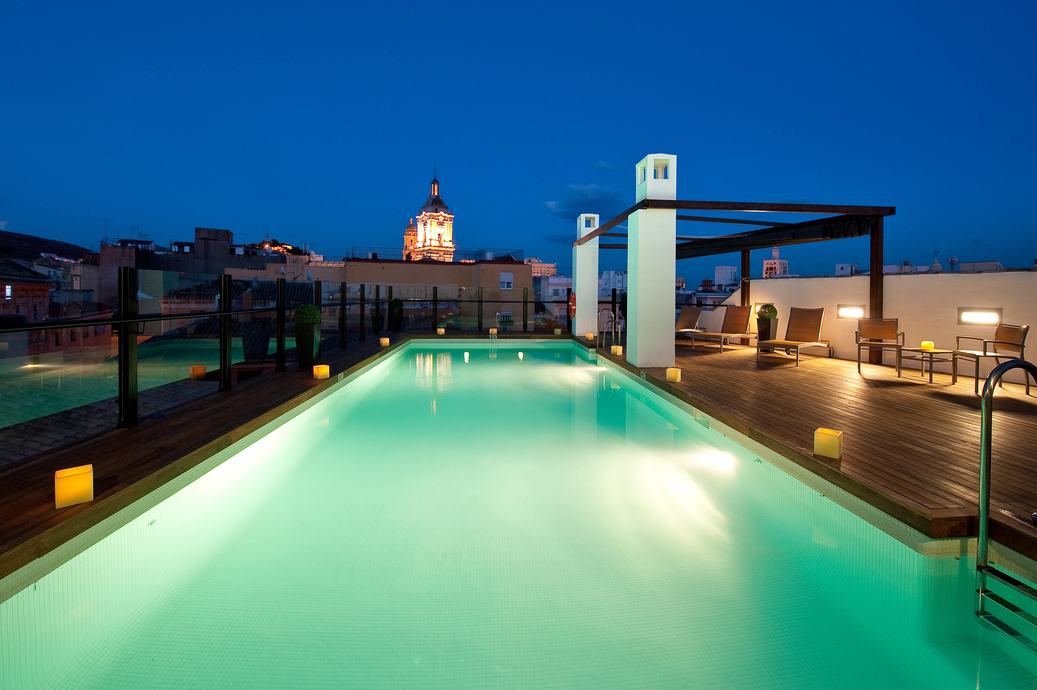 Vista Piscina Vincci Seleccion Posada del Patio Hotel