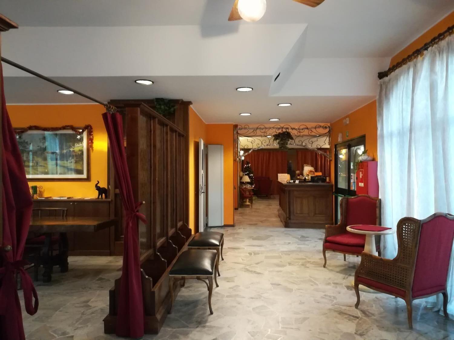 Vista Lobby Aer Hotel Malpensa