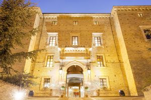 Alojamiento - Castello Chiola