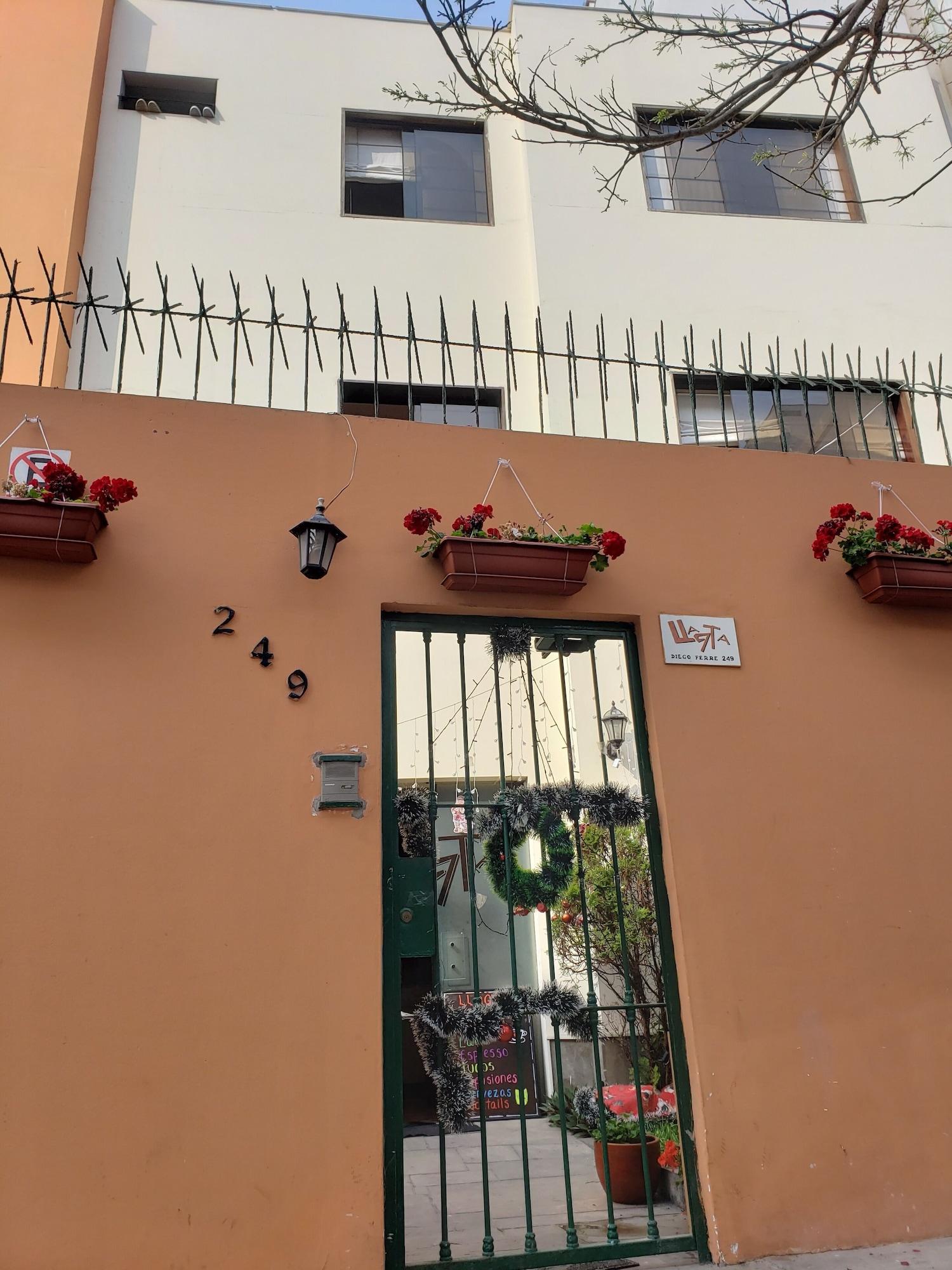 Vista Exterior Llaqta Wasi Hotel