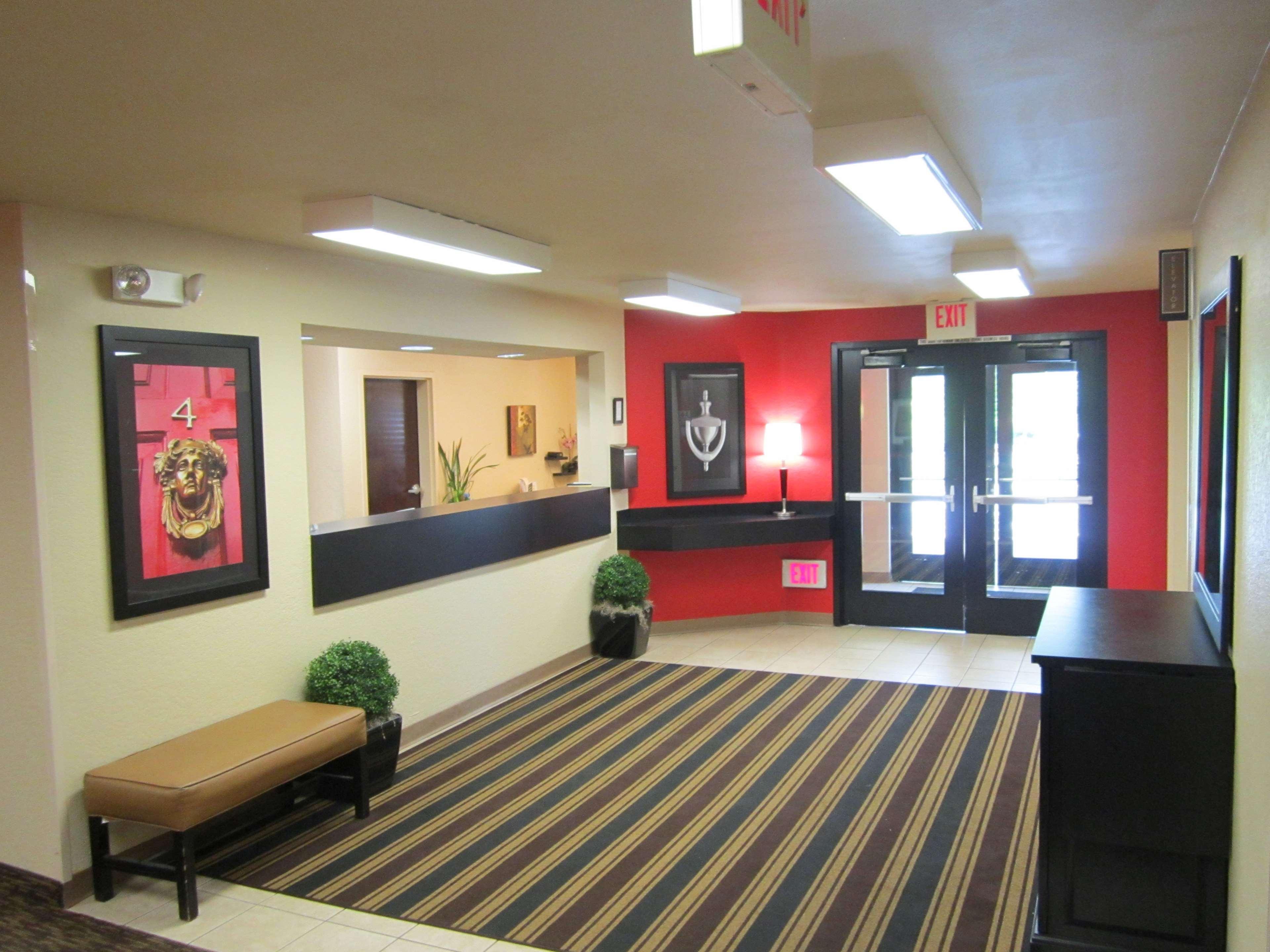 Vista Lobby Extended Stay America Suites Orange County Lake Forest