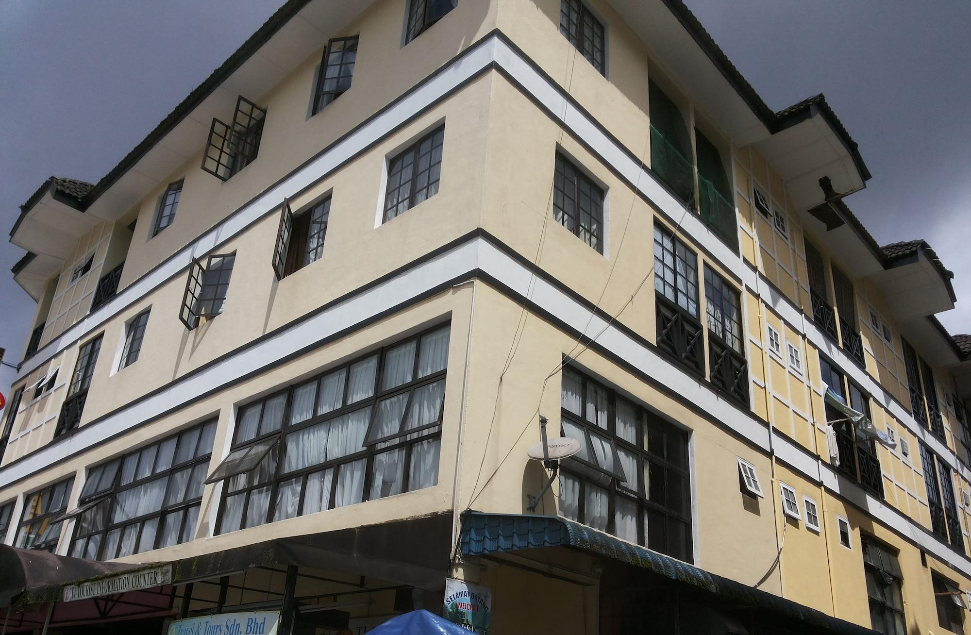 Vista Exterior Suria Cameron Hotel