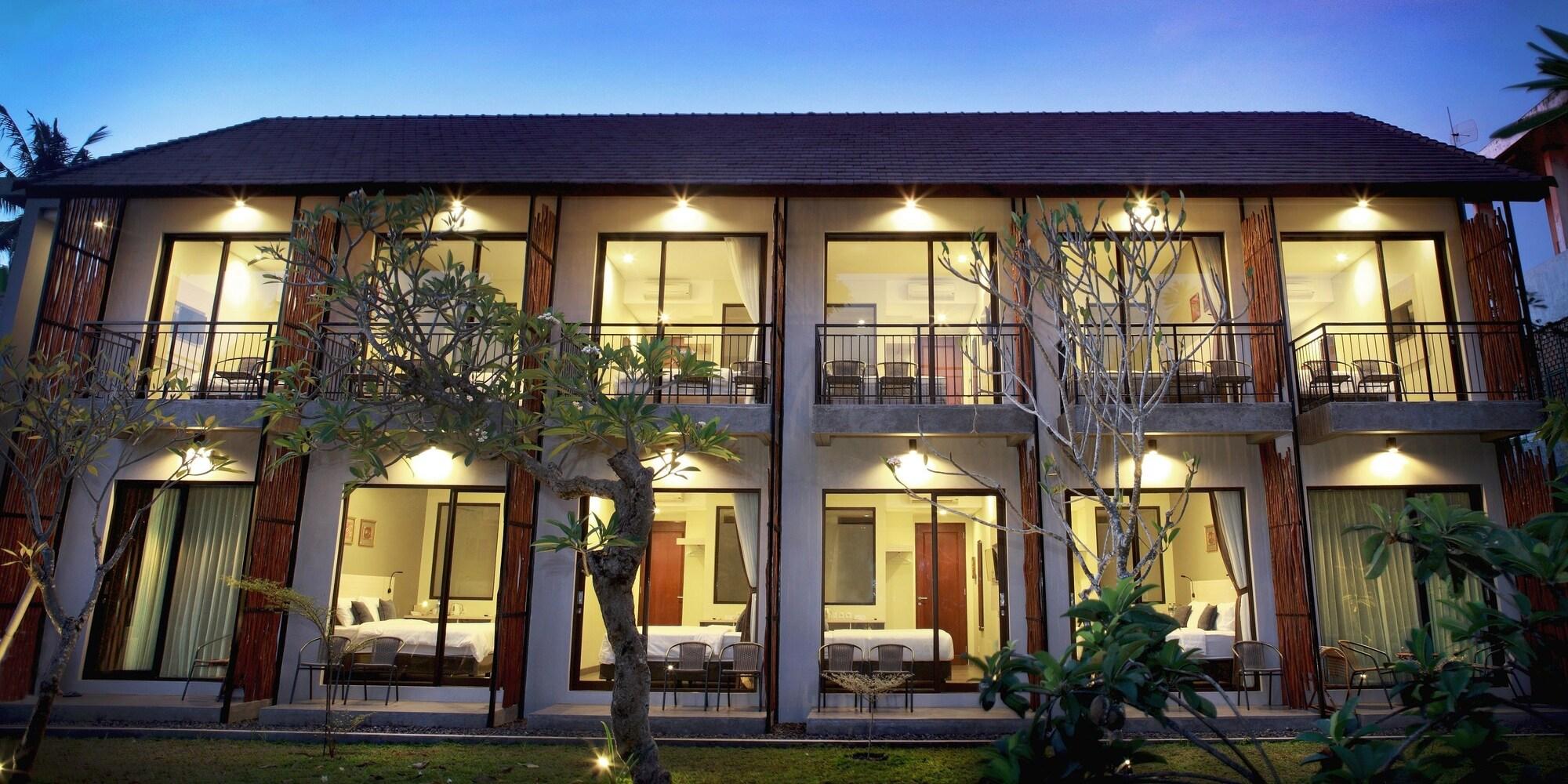 Vista Exterior Adys Inn