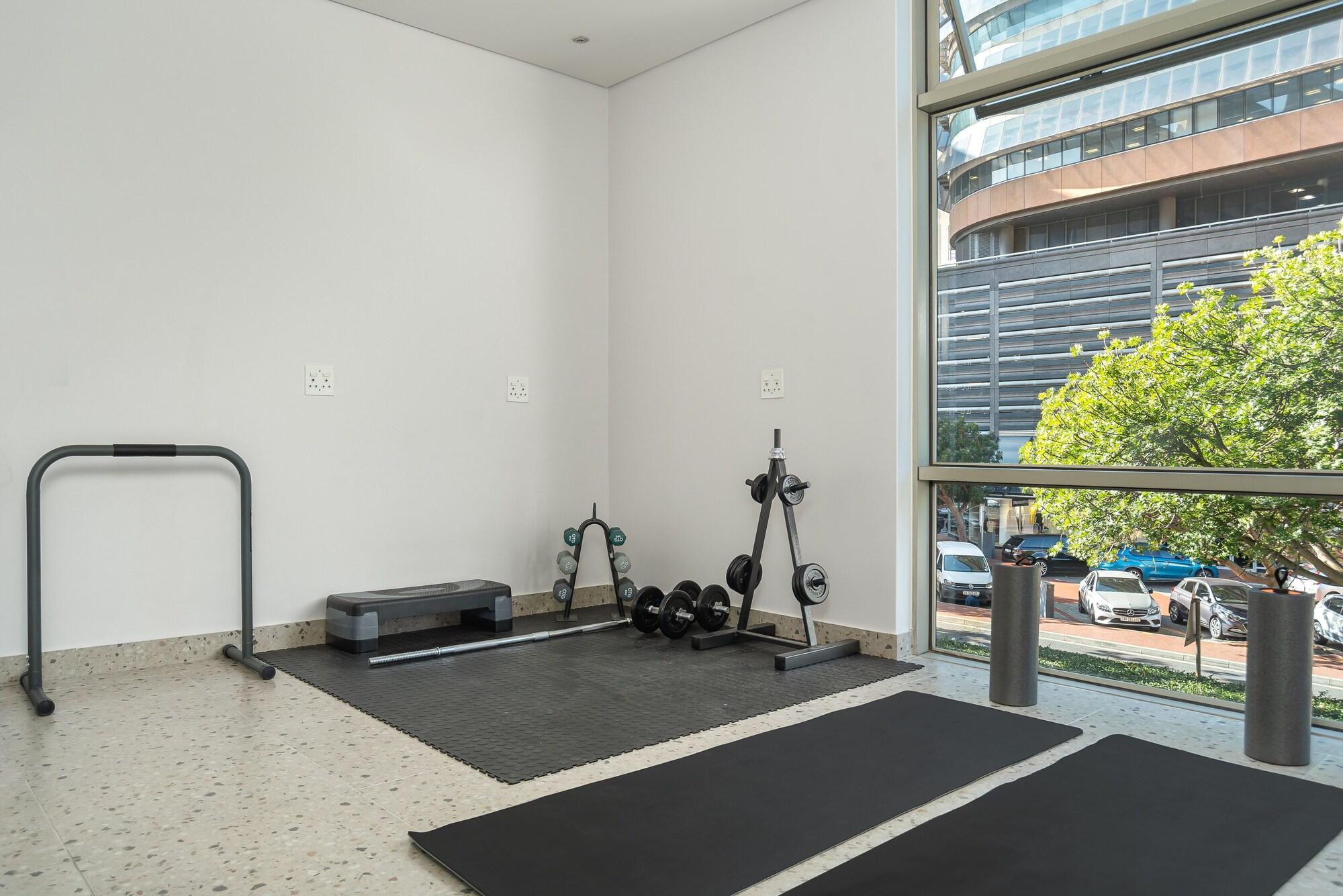 Gimnasio Neighbourgood East City