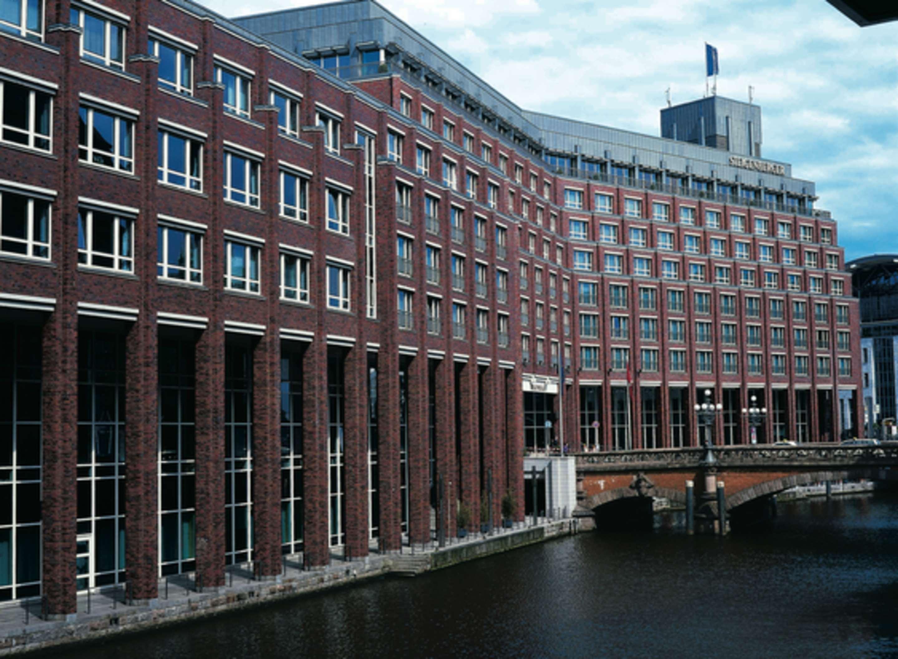 Vista Exterior Steigenberger Hotel Hamburg