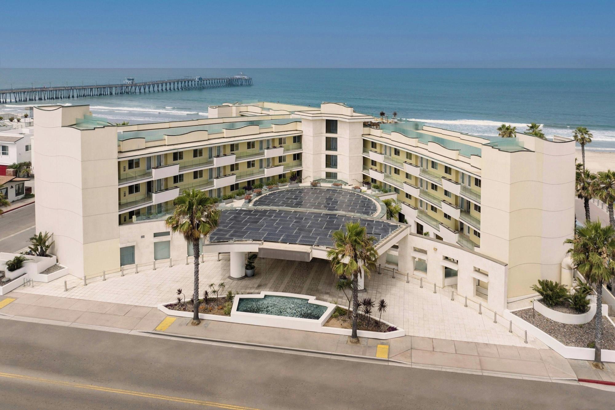 Vista Exterior Pier South Resort, Autograph Collection by Marriott