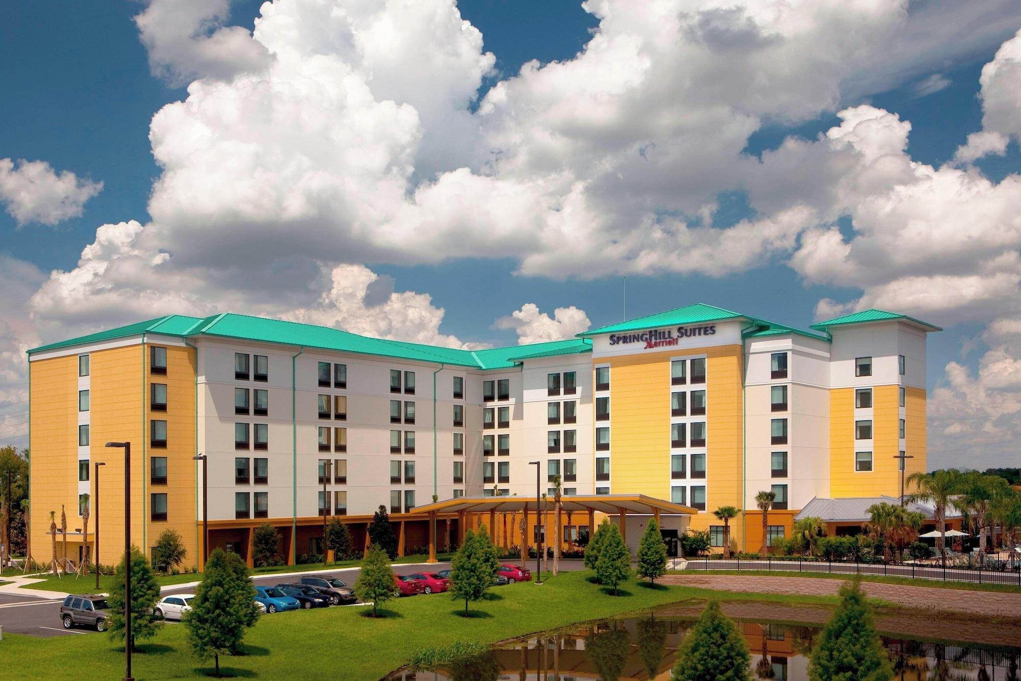 Vista Exterior SpringHill Suites by Marriott Orlando at SeaWorld