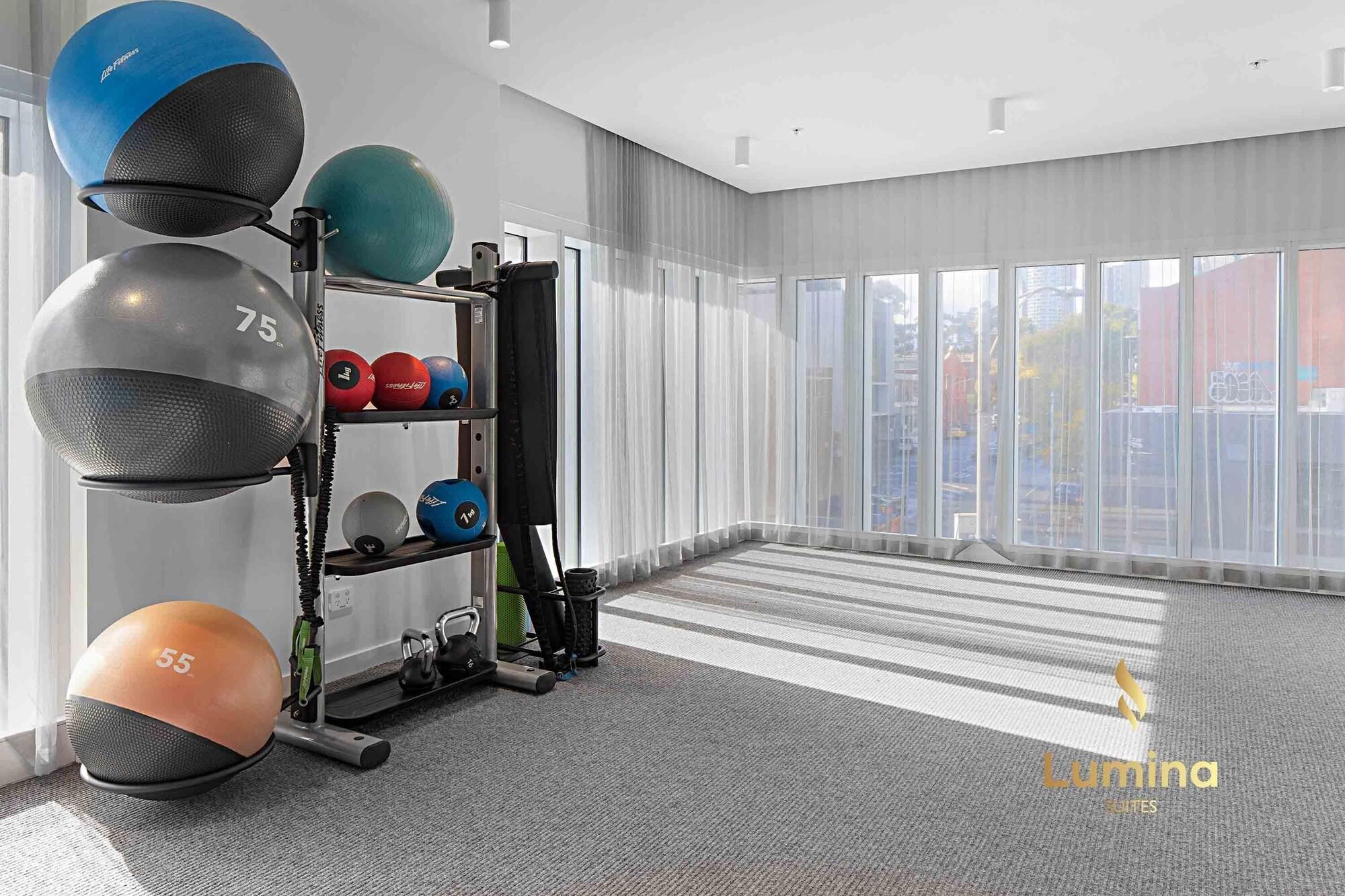 Gimnasio Lumina Suites